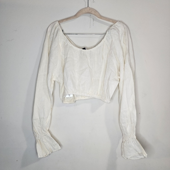 NEW WeWoreWhat Off The Shoulder Linen Blend Cropped Women Medium Blouse - Picture 3 of 11